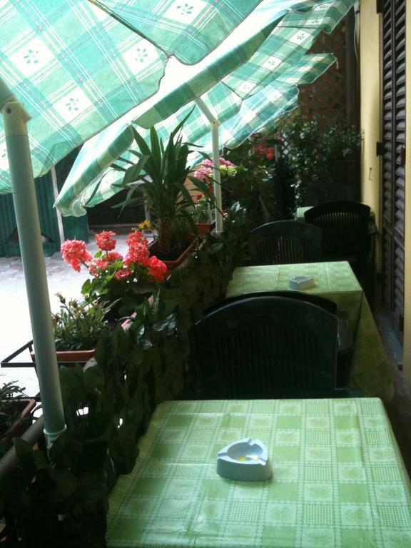 Legend R.G. Hostel Rome Exterior photo